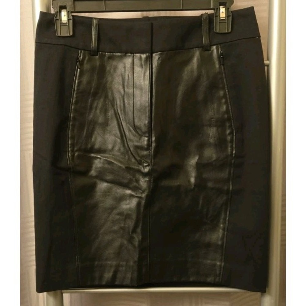 Ann Taylor Black Pencil Skirt Faux Leather Panel Womens 2P Knee Length Pockets